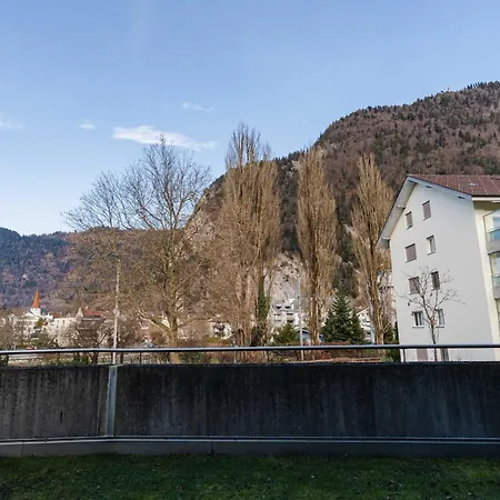 Interlaken Peak View * 因特拉肯