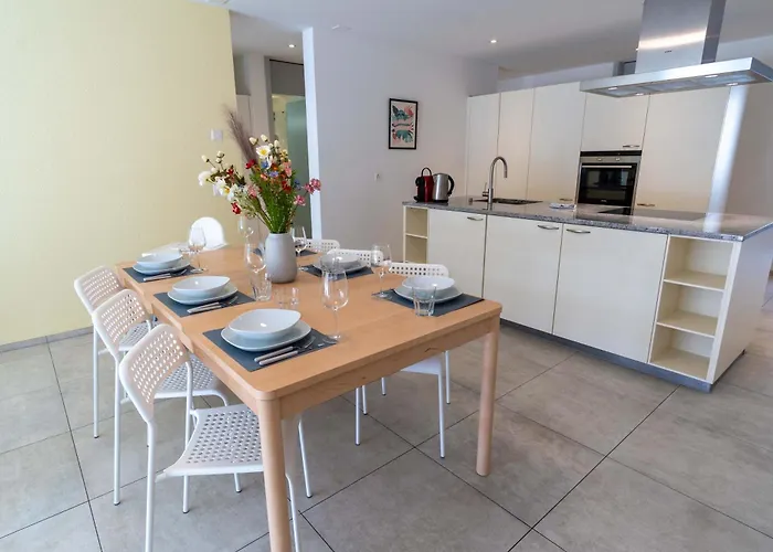 Interlaken Peak View