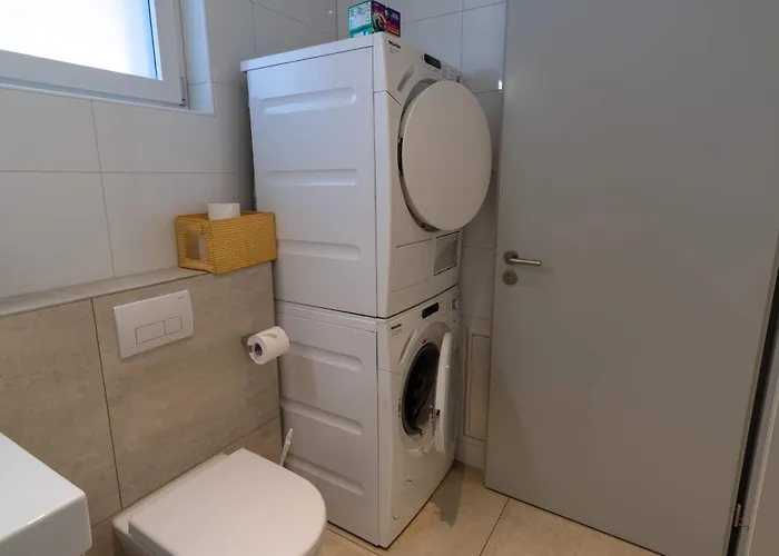 Interlaken Peak View